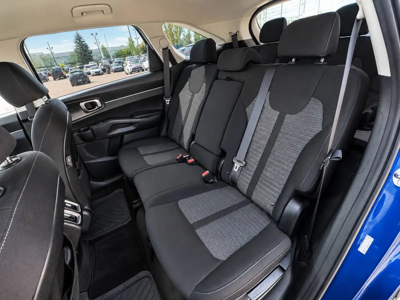 Kia Sorento photo Kia Sorento