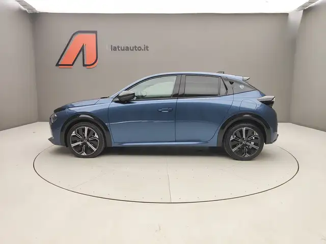 Lancia Ypsilon view 4
