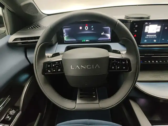 Lancia Ypsilon view 10