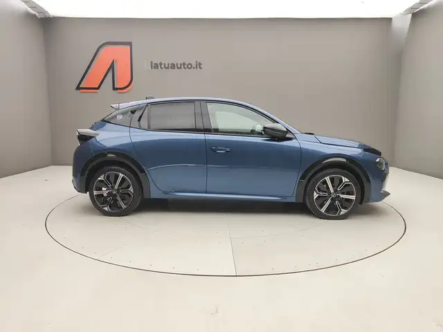 Lancia Ypsilon view 8