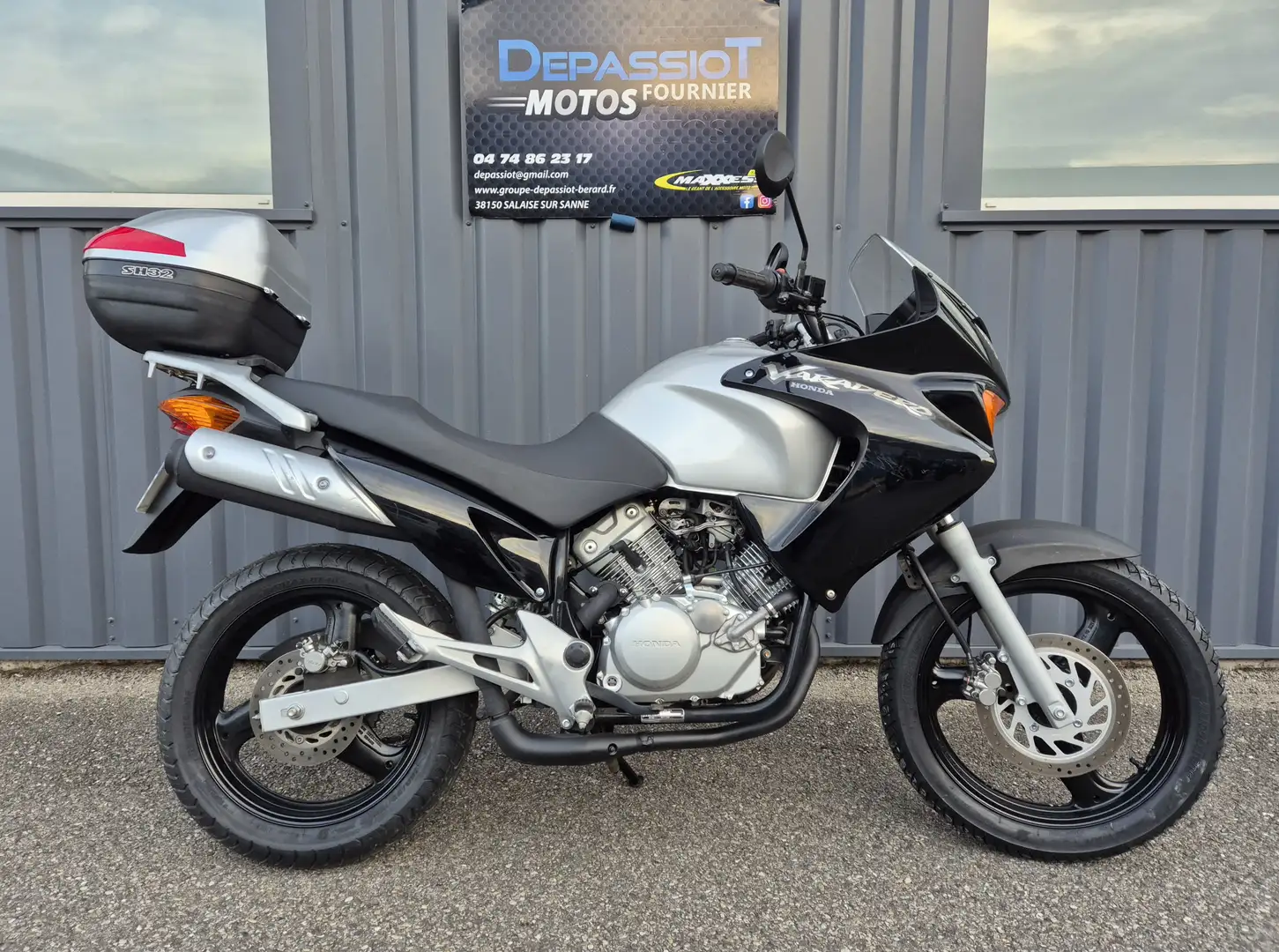 Honda Varadero Noir - 2