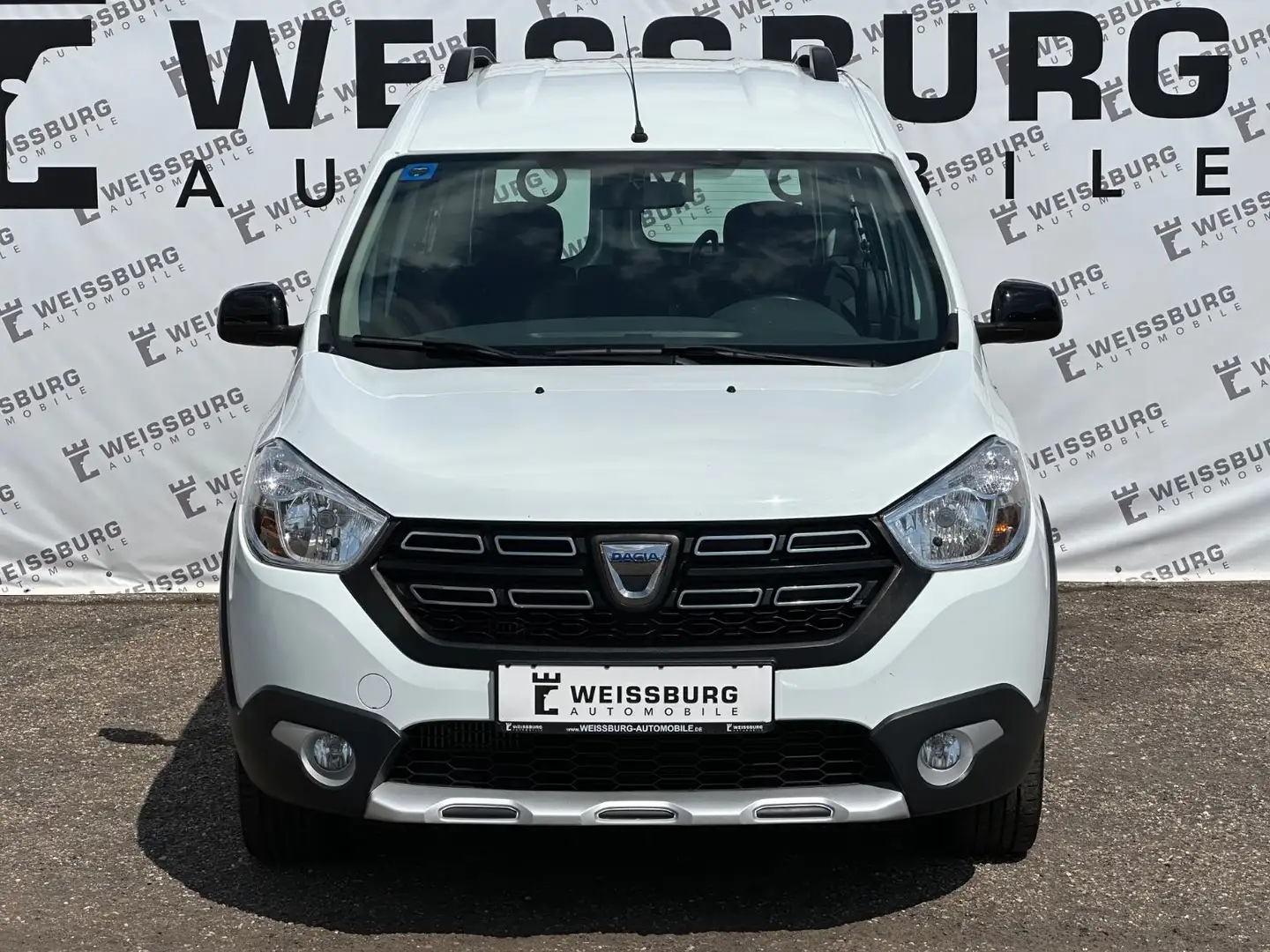 Dacia Dokker Stepway Celebration NAVI*AHK*RFK*SHZ*KLIM Weiß - 2