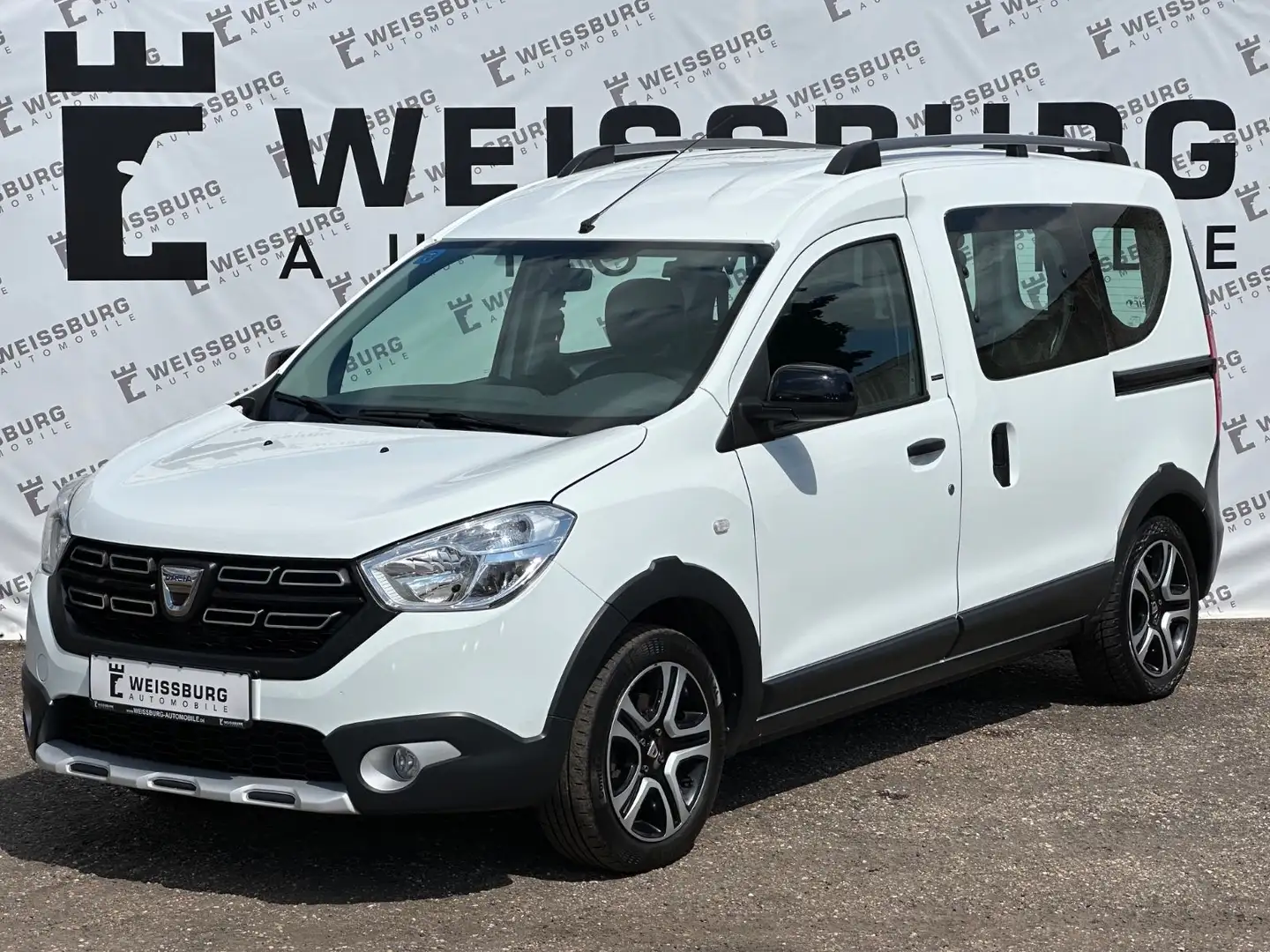 Dacia Dokker Stepway Celebration NAVI*AHK*RFK*SHZ*KLIM Weiß - 1