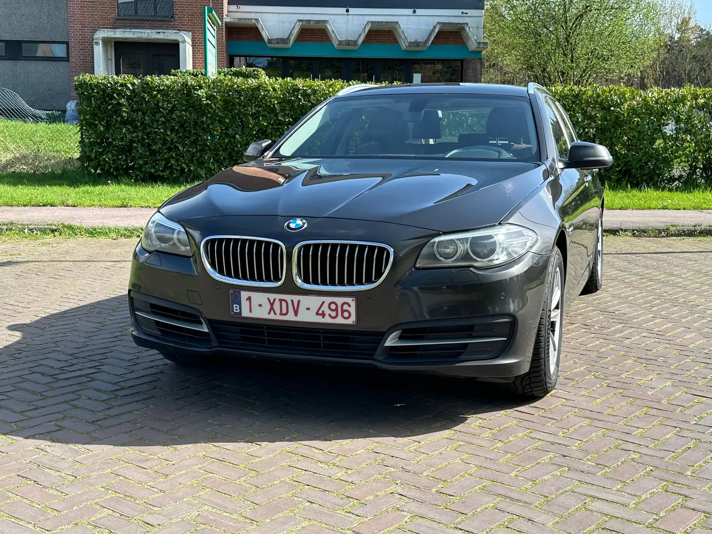 BMW 518 518d Touring Aut. Luxury Line Brun - 2