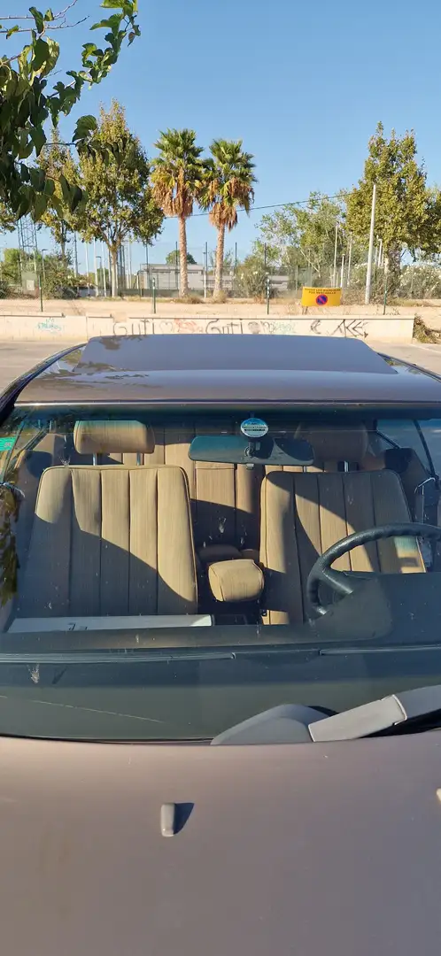 Mercedes-Benz 230 230 CE Beige - 1