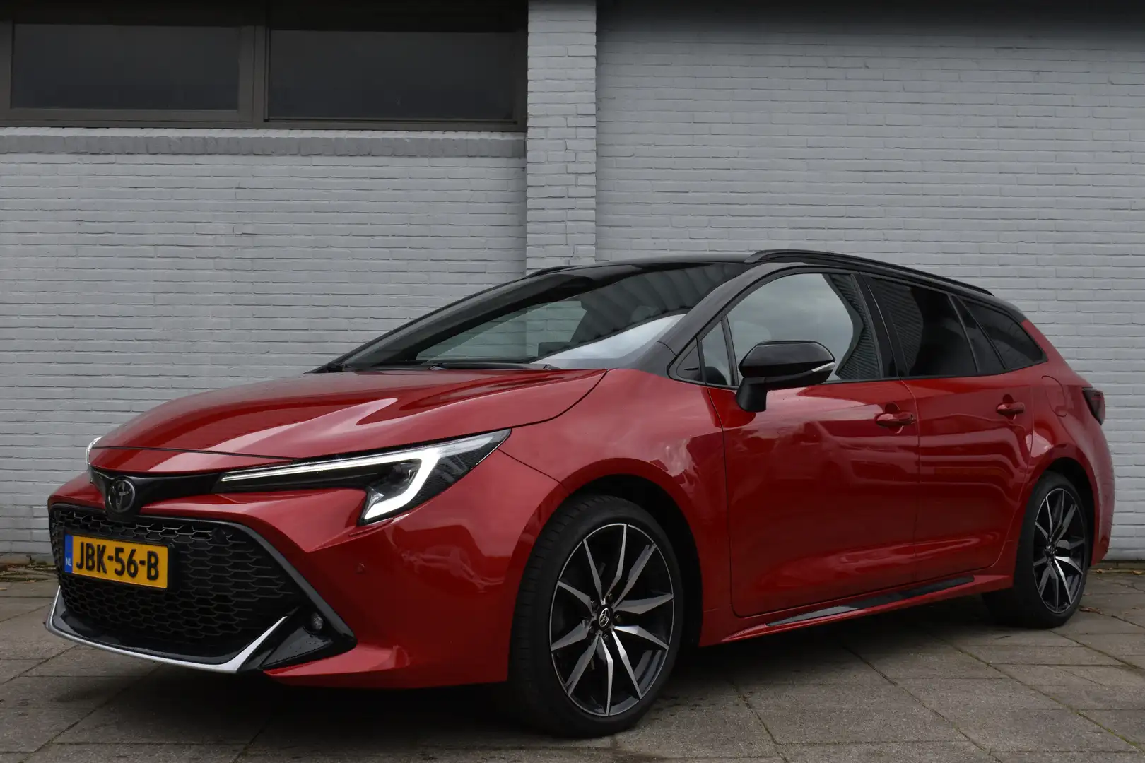 Toyota Corolla Touring Sports 2.0 Hybrid GR Sport Plus Limited Au Rouge - 1