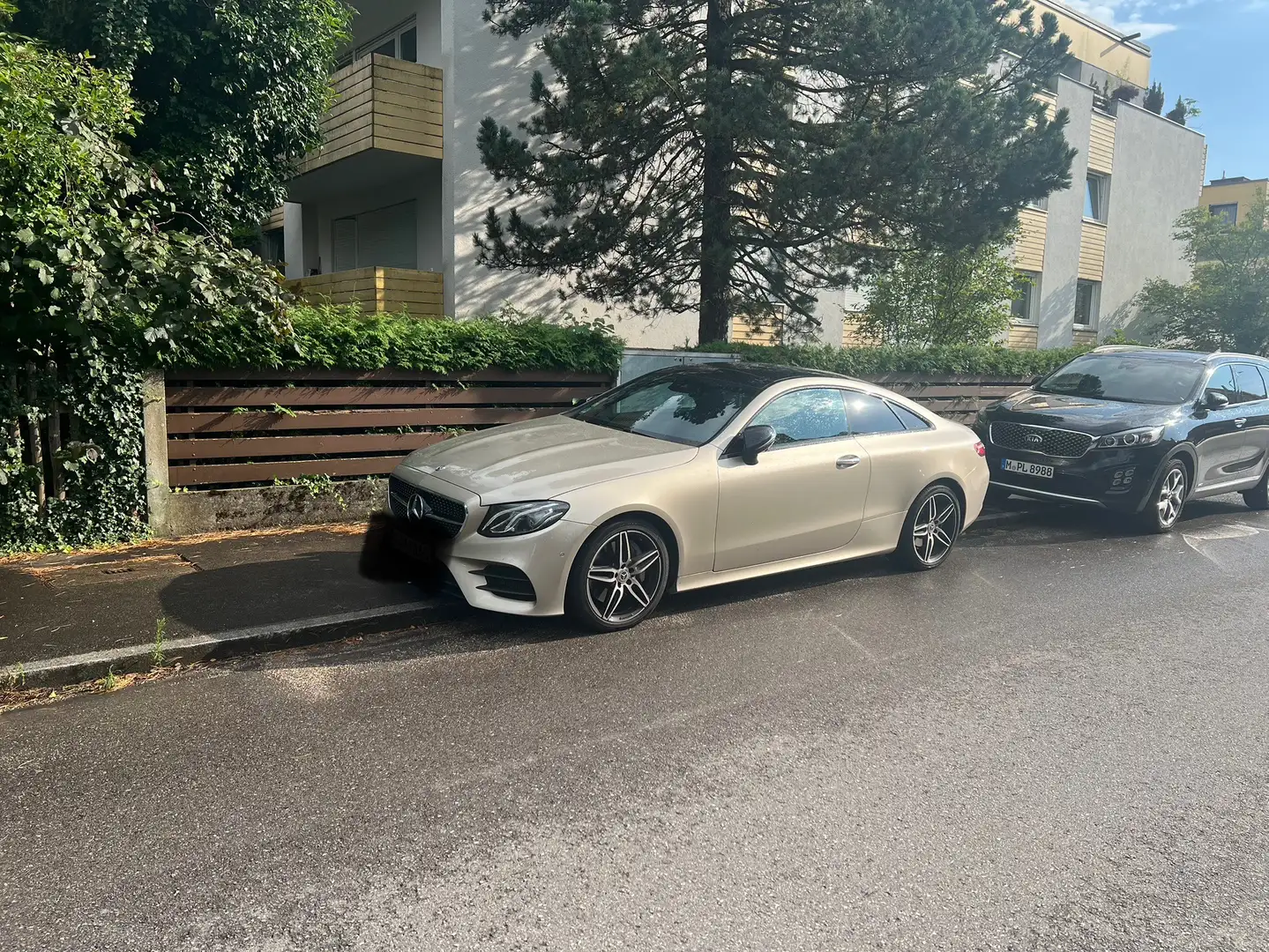 Mercedes-Benz E 350 Coupe 9G AMG Night Leder LED Navi Pano 360 Kamera Or - 1