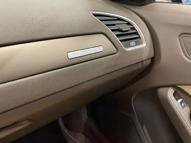 Audi A4 view 13