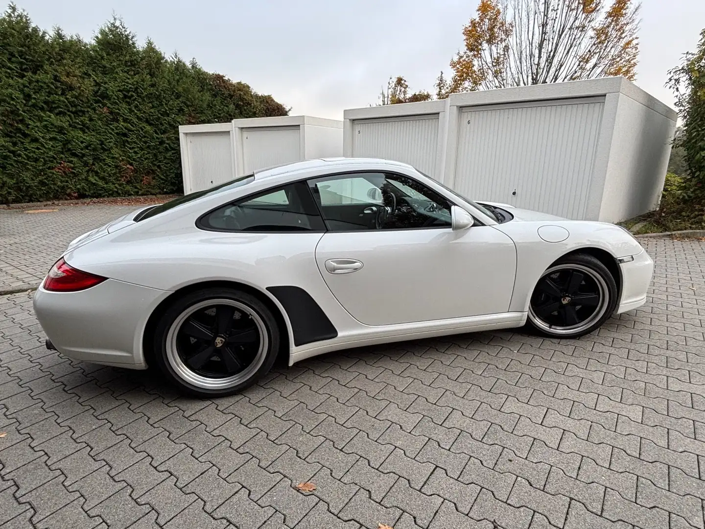 Porsche 997 Carrera 4 Coupe el.Sitze SD Klappe Approved Fuchs Blanc - 2