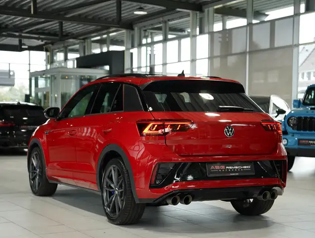 Volkswagen T-Roc view 10
