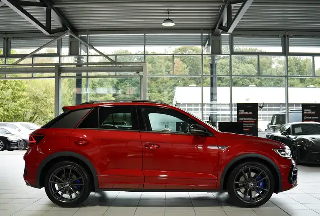 Volkswagen T-Roc view 7