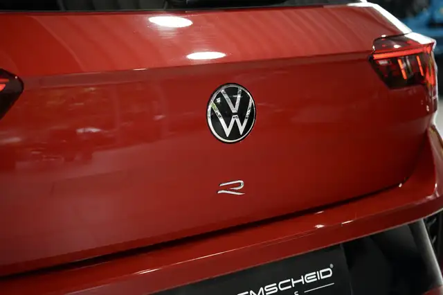 Volkswagen T-Roc view 15