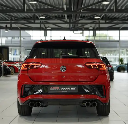 Volkswagen T-Roc view 9