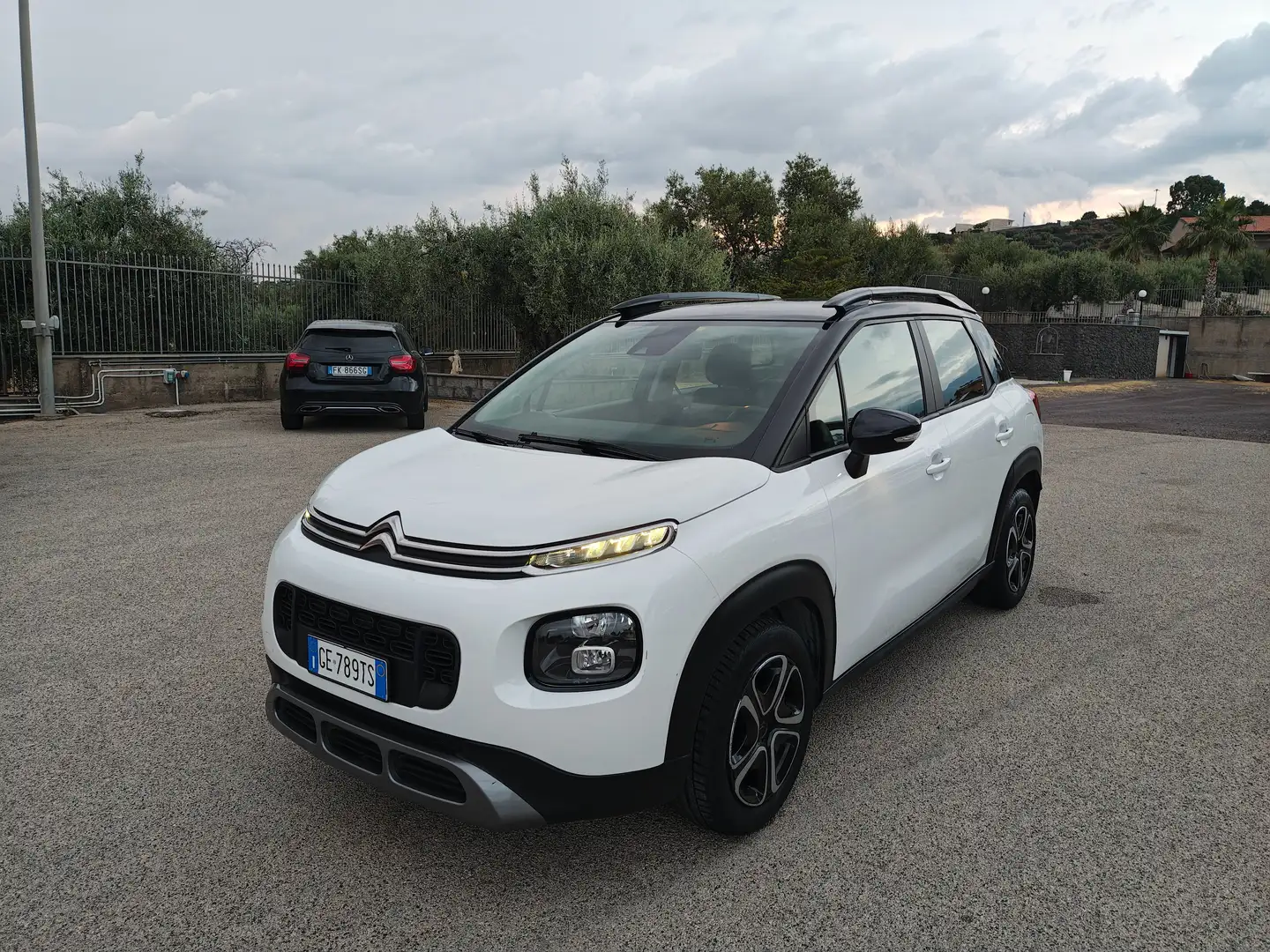 Citroen C3 C3 Aircross 1.5 bluehdi Shine Pack s Bianco - 1