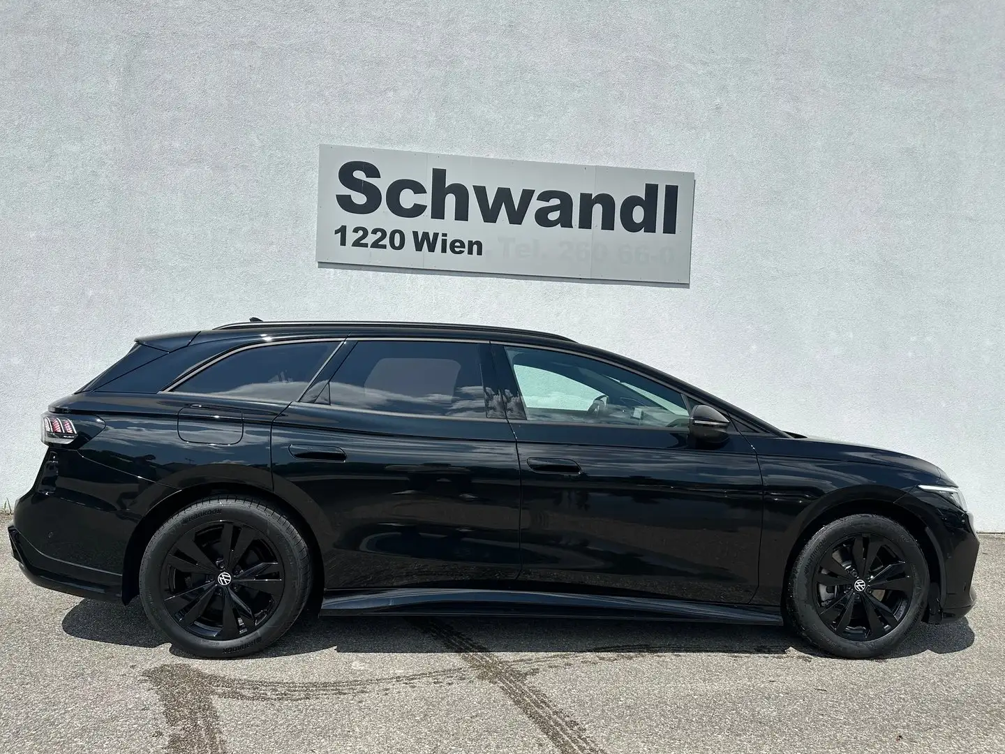 Volkswagen ID.7 Tourer Pro 210 kW Business Schwarz - 2