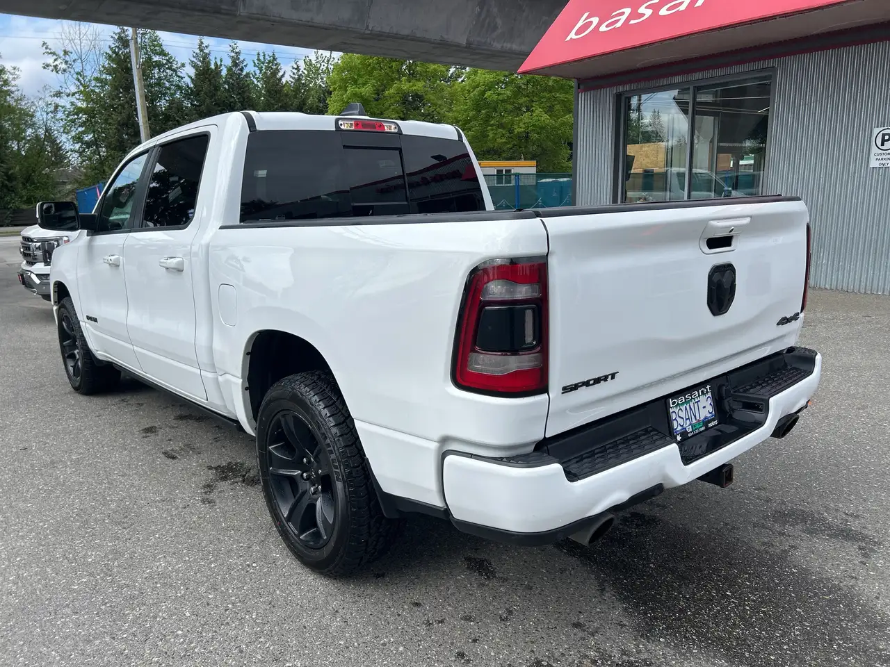 RAM 1500 снимка RAM 1500