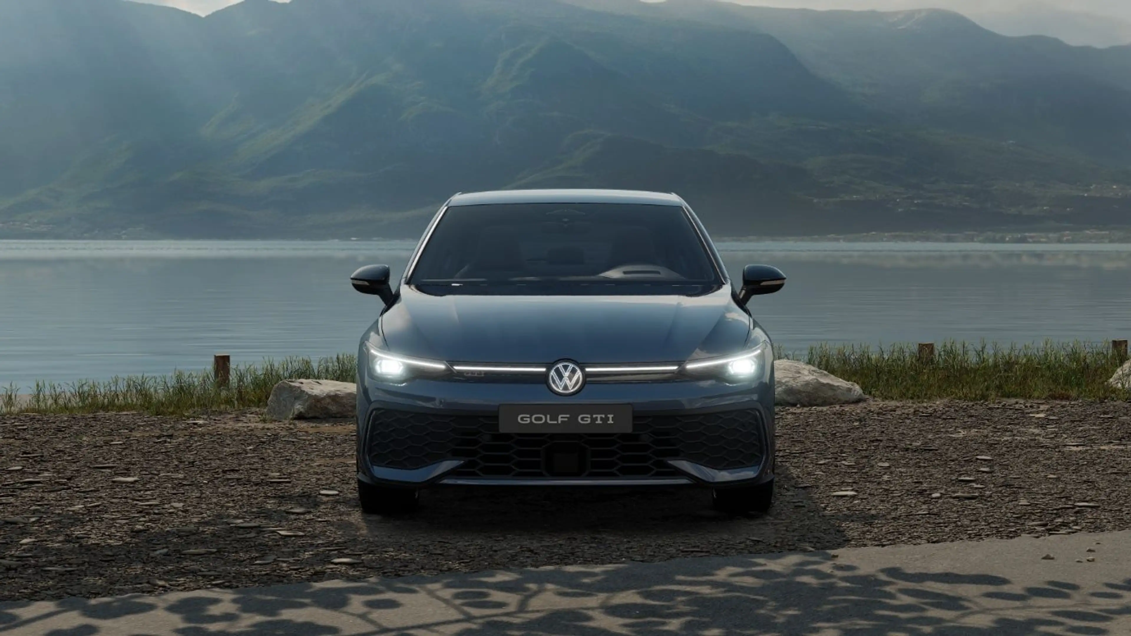 Volkswagen Golf GTI 2.0 l TSI DSG HUD R-KAMERA SpurW NAVI — photo 7
