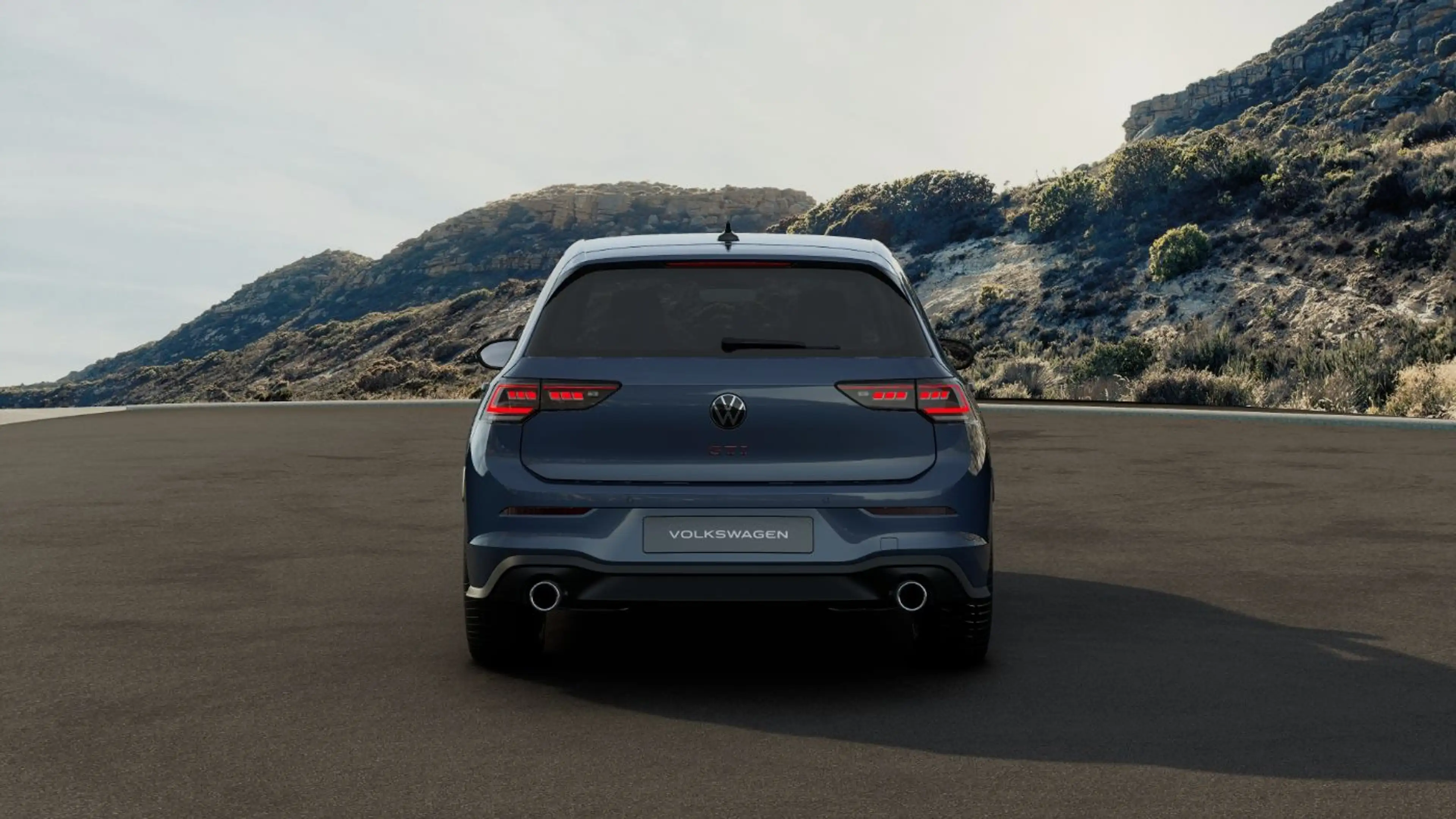 Volkswagen Golf GTI 2.0 l TSI DSG HUD R-KAMERA SpurW NAVI — photo 8