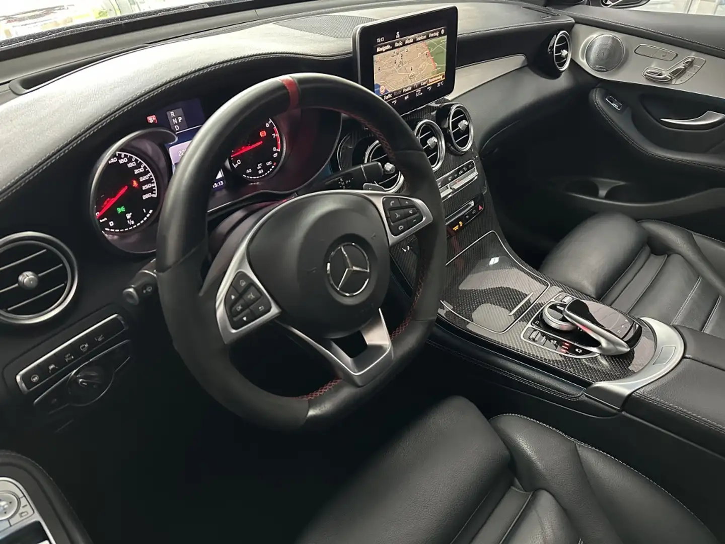 Mercedes-Benz GLC 43 AMG 4MATIC PANO HUD 360 KEYLESS Grijs - 2