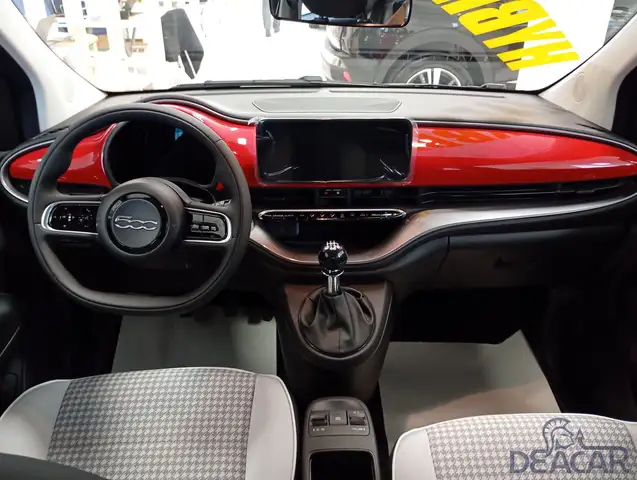 Fiat 500 view 11