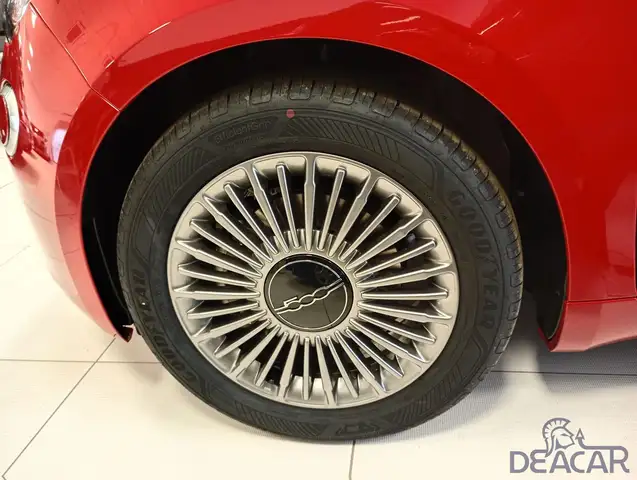 Fiat 500 view 4