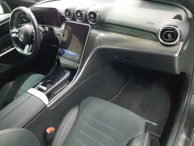 Mercedes-Benz C-Class view 9