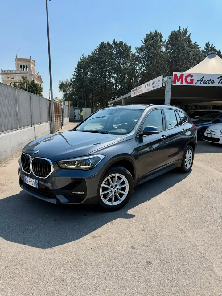 BMW X1 sDrive18d, миниатюра 2