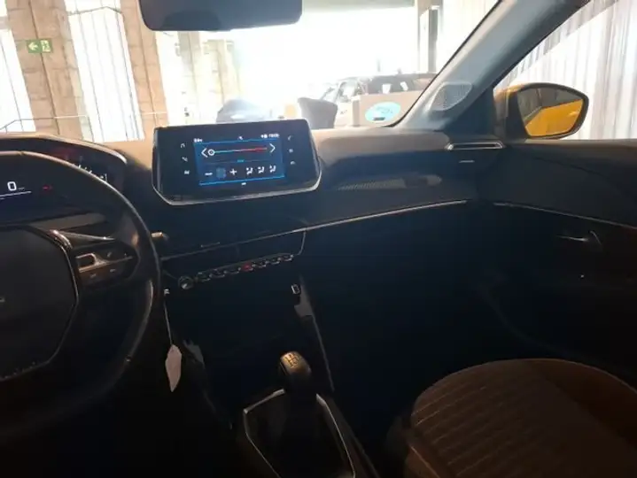 Peugeot 208 2021, foto 18