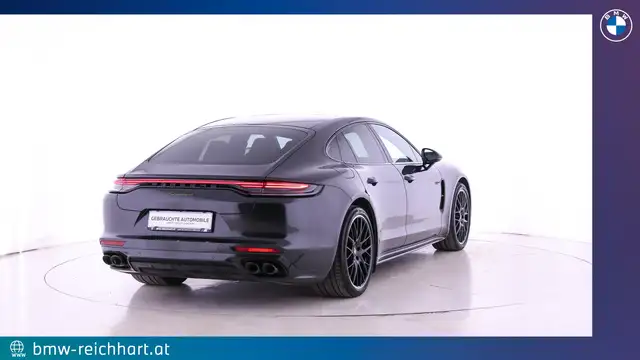 Porsche Panamera 4 E-Hybrid Ansicht 3