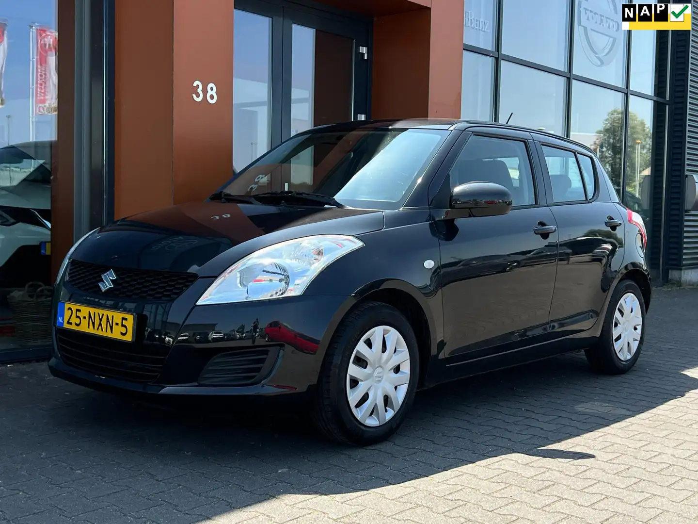 Suzuki Swift 1.2 Comfort|Airco|Elek. ramen&Spiegels|Trekhaak Negro - 1