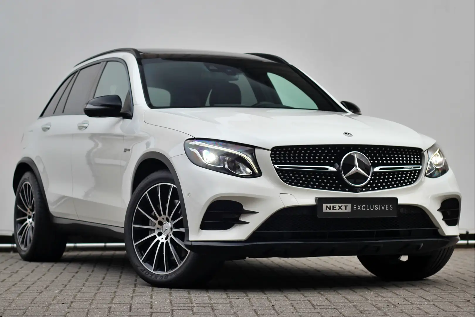 Mercedes-Benz GLC 43 AMG 4MATIC | Pano | Burmester | 360 | ACC | Trekhaak | Wit - 1
