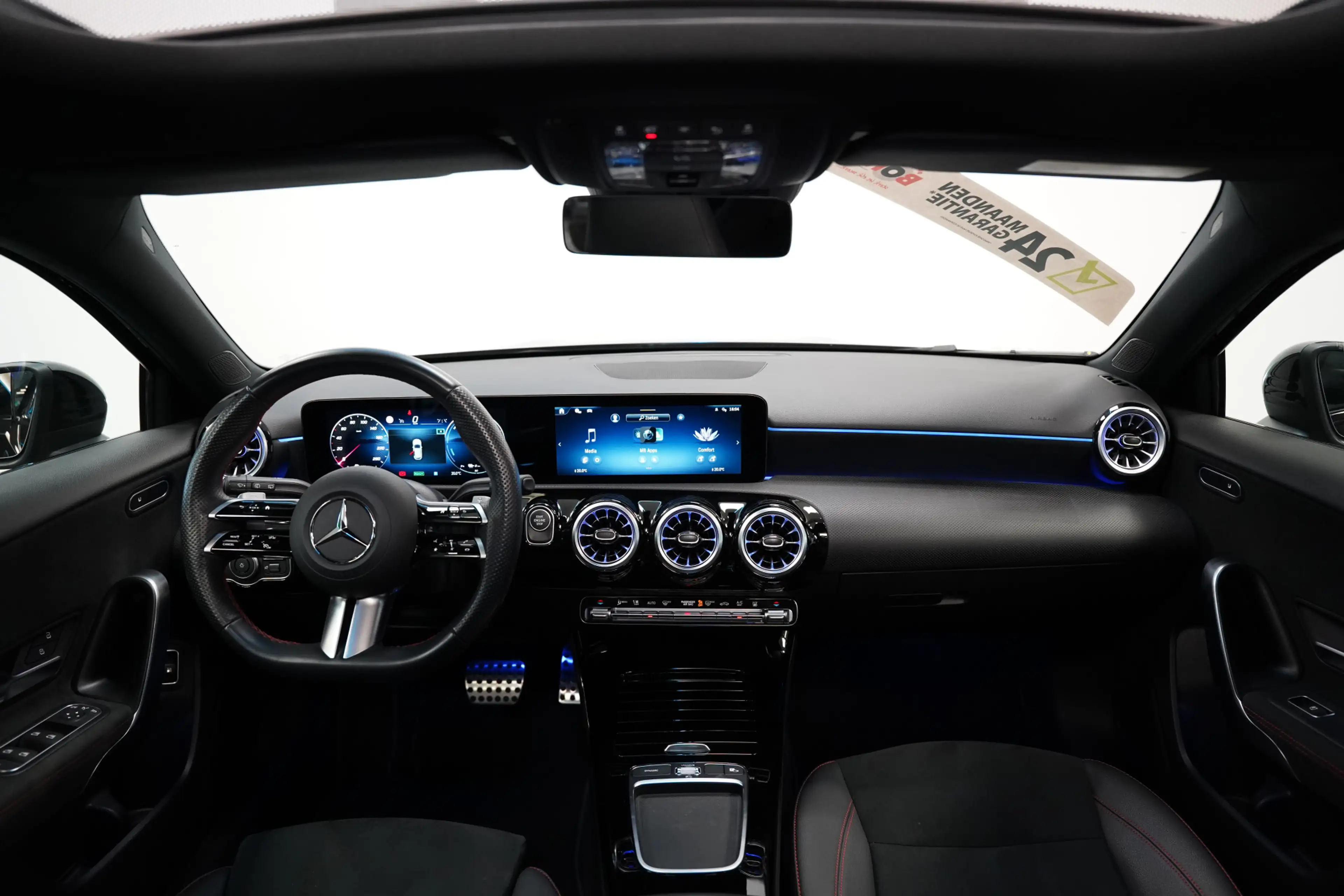 Mercedes-Benz A 250 e Star Edition LIMITED ACC PDC Panoramadak Sfeerve — photo 6