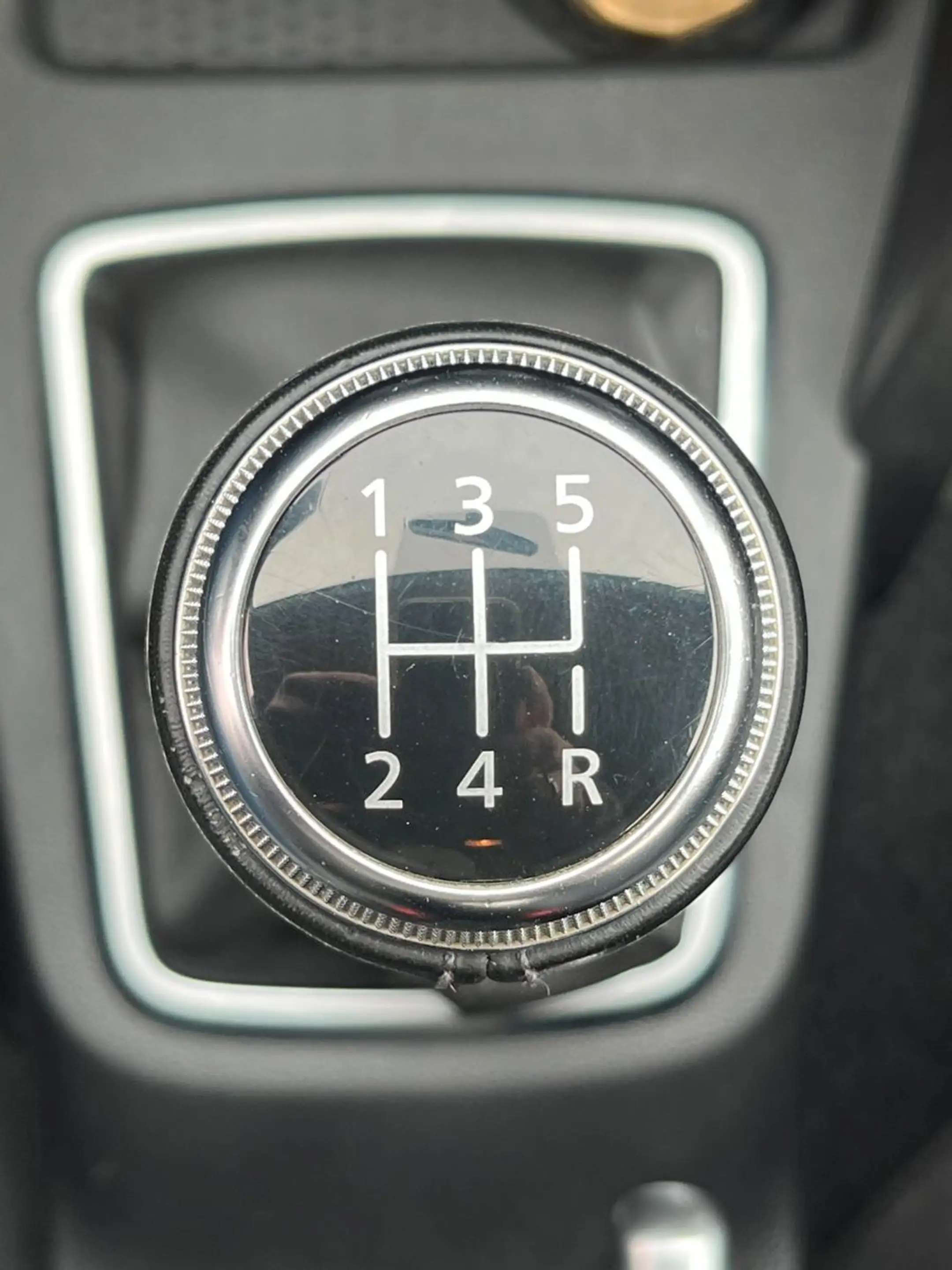 Dacia Duster II Prestige LGP (SHZ, KIMA, NAVI) — photo 13
