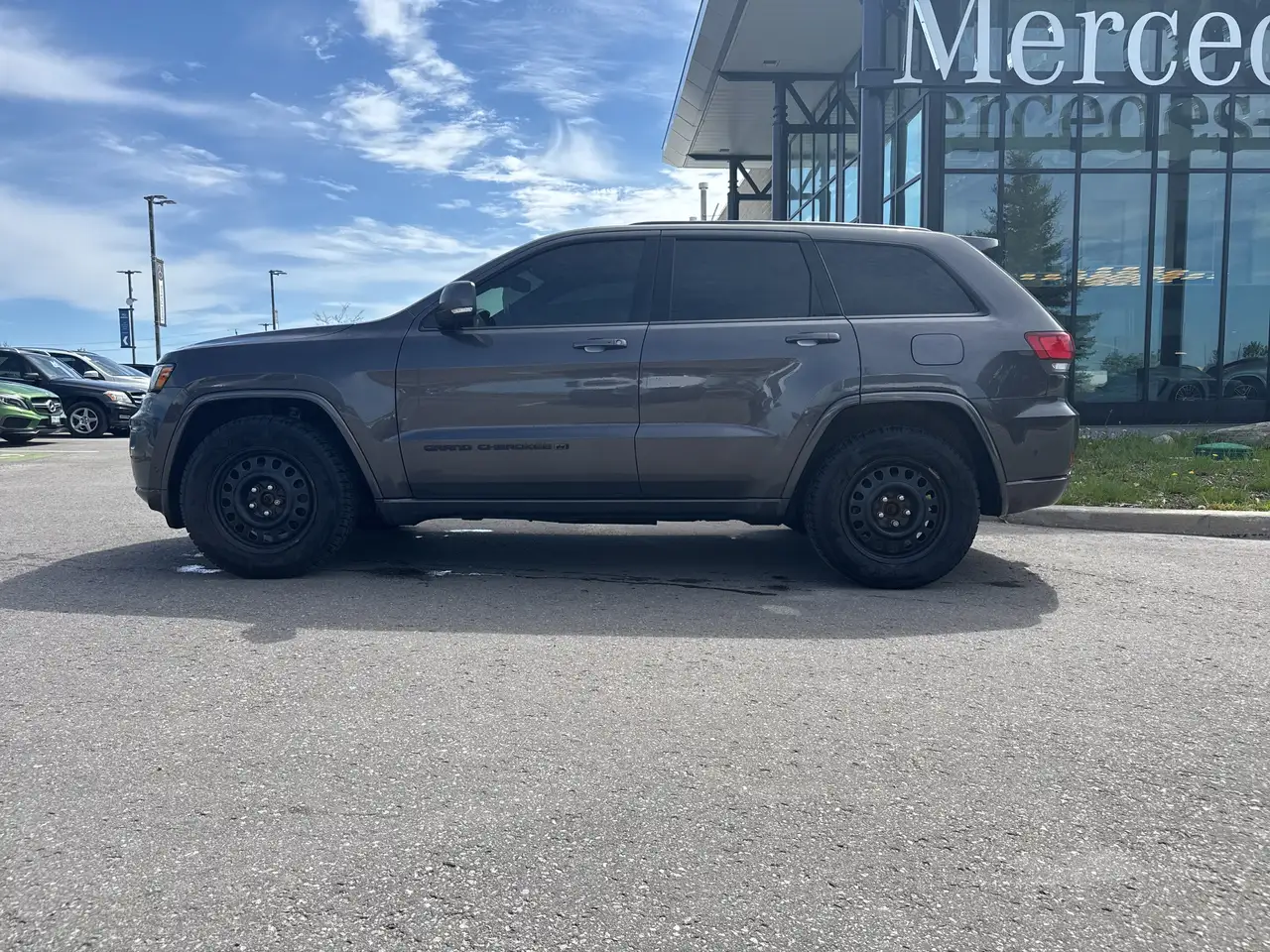Jeep Grand Cherokee снимка Jeep Grand Cherokee