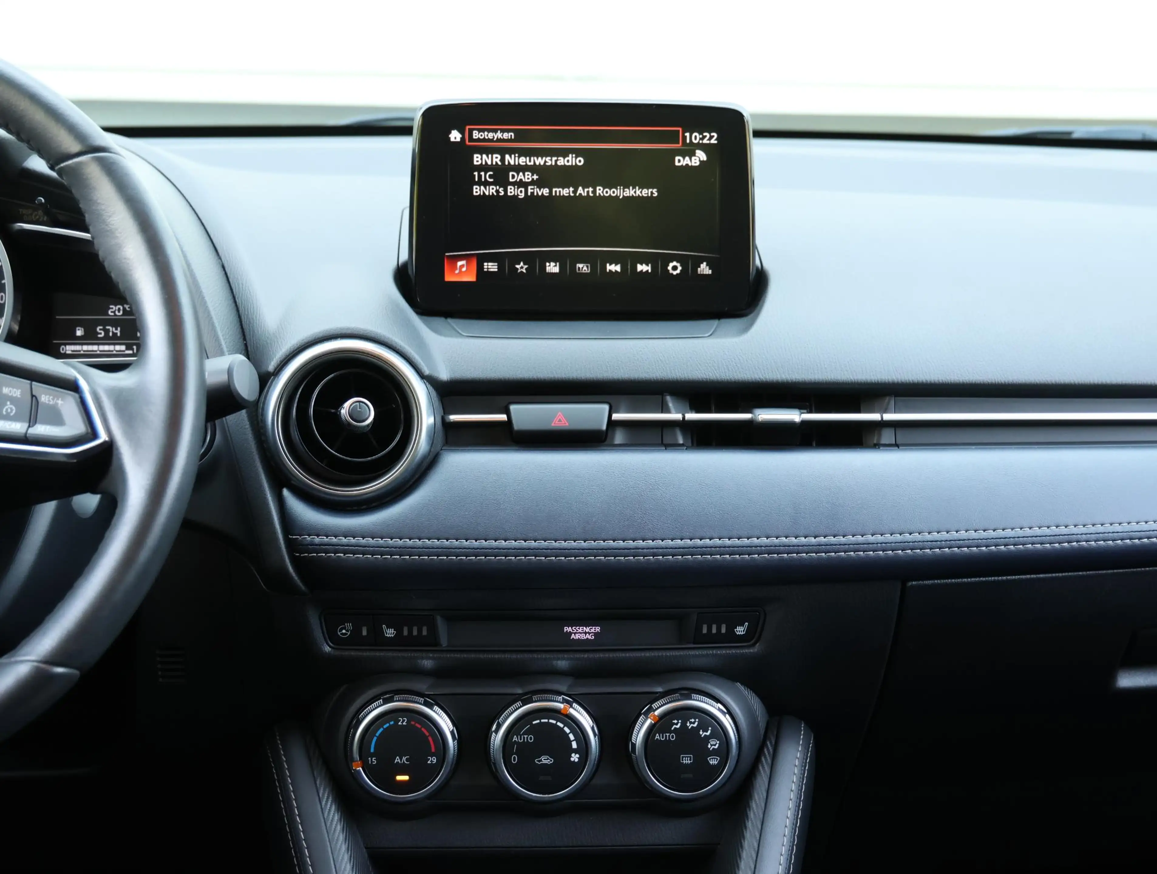 Mazda 2 1.5 Skyactiv-G Luxury | Navigatie | Climate Contro — photo 14