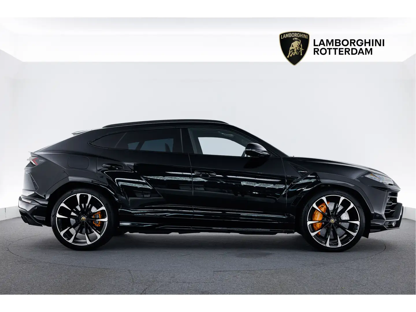 Lamborghini Urus B&O I RSE I 23 inch Zwart - 2