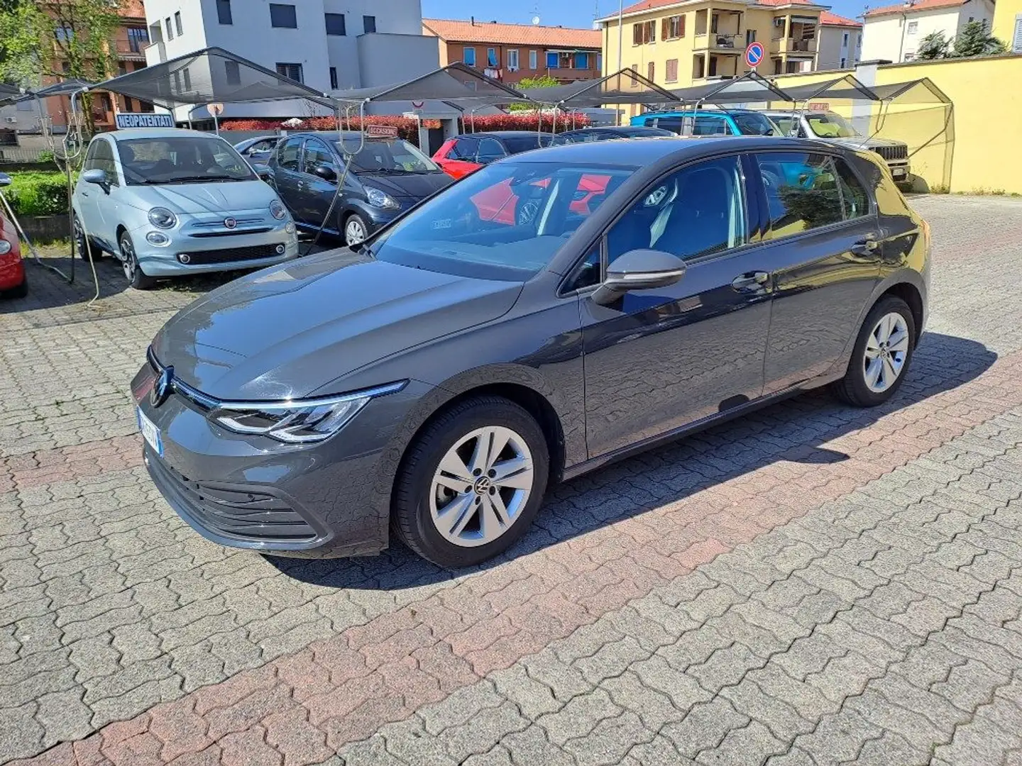 Volkswagen Golf 1.0 eTSI EVO DSG Life Grigio - 1