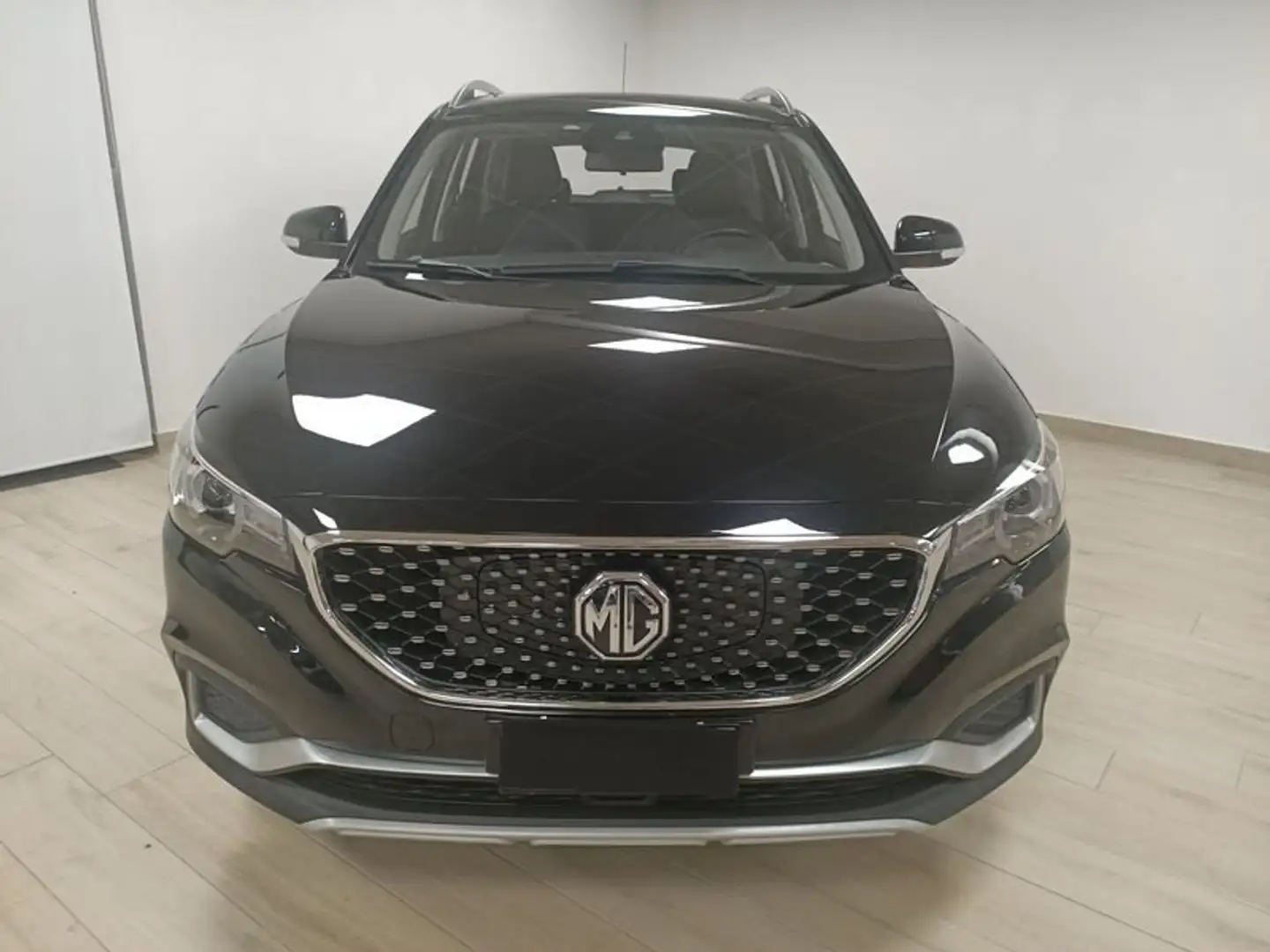 MG ZS Exclusive Fekete - 2