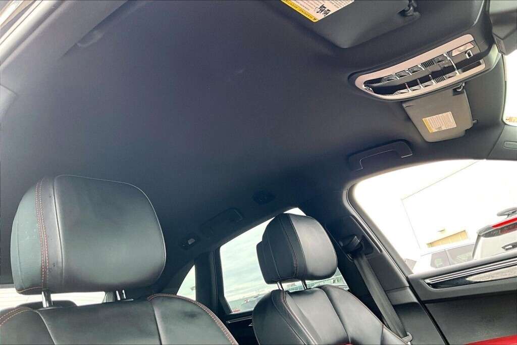 2017 Porsche Macan S thumb 22