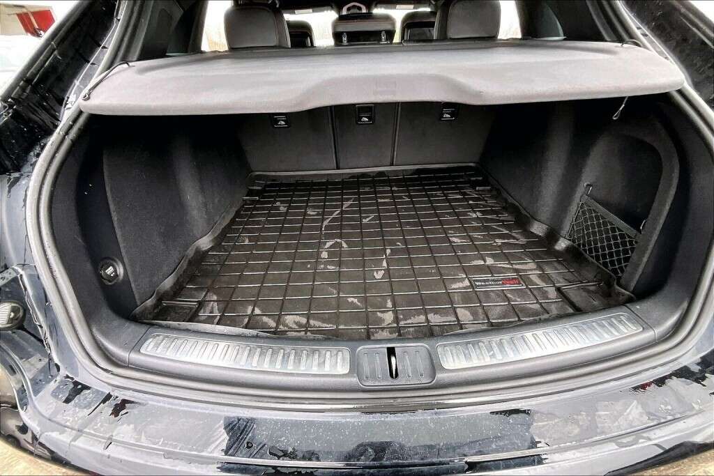 2017 Porsche Macan S thumb 28