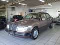 Mercedes-Benz 200 E 124 Guter Zustand Garagenwagen Tüv Neu Gris - thumbnail 1