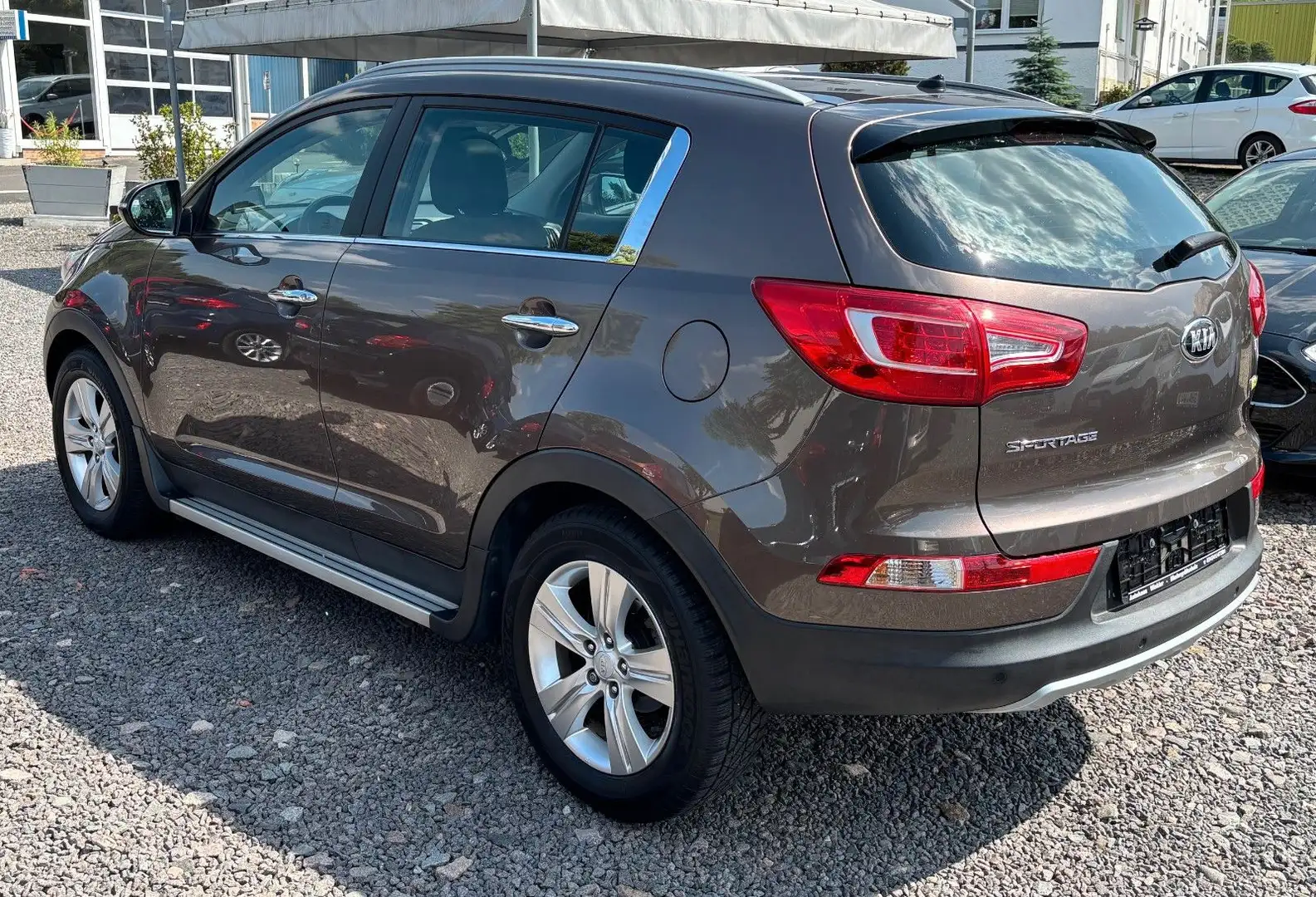 Kia Sportage Vision 2WD Klima Sitzheizung Beige - 2