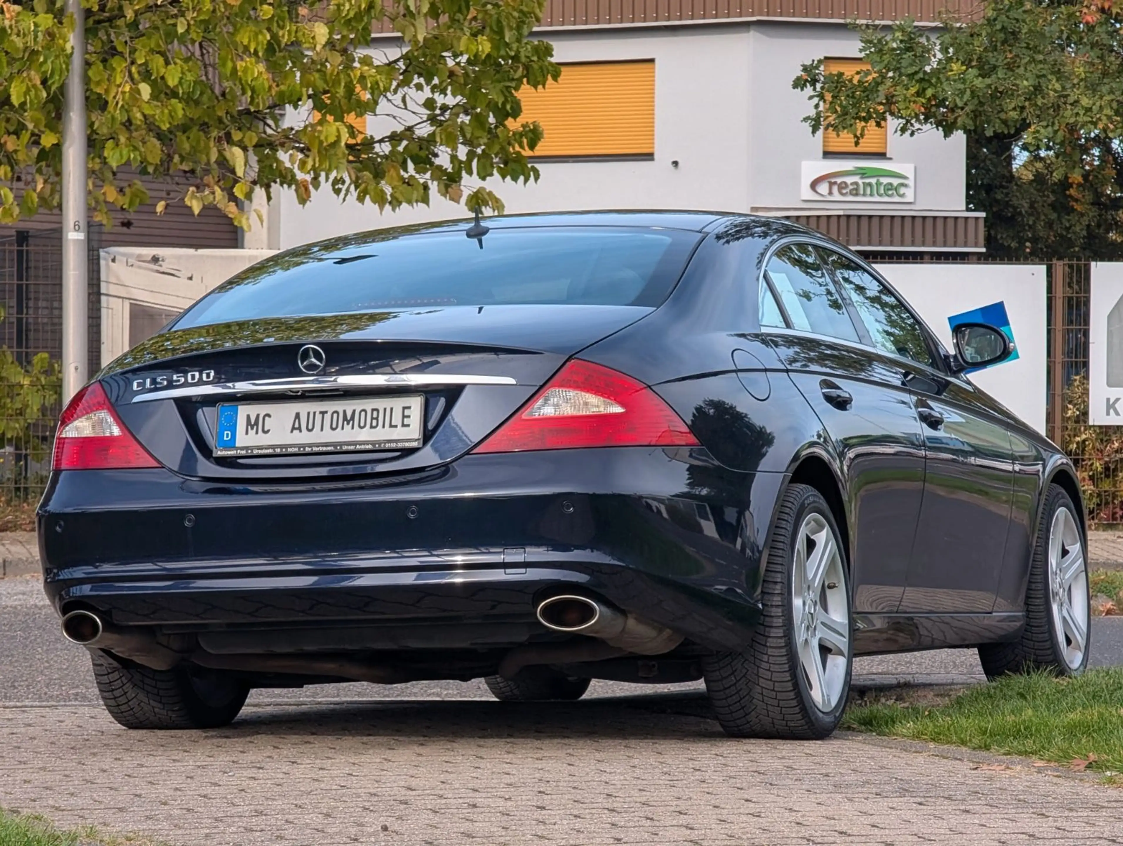 Mercedes-Benz CLS 500 *LEDER*TEMPOMAT*PDC V-H*EL-SITZE*SHZ !! — photo 2