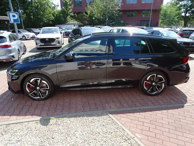 Skoda Octavia view 3