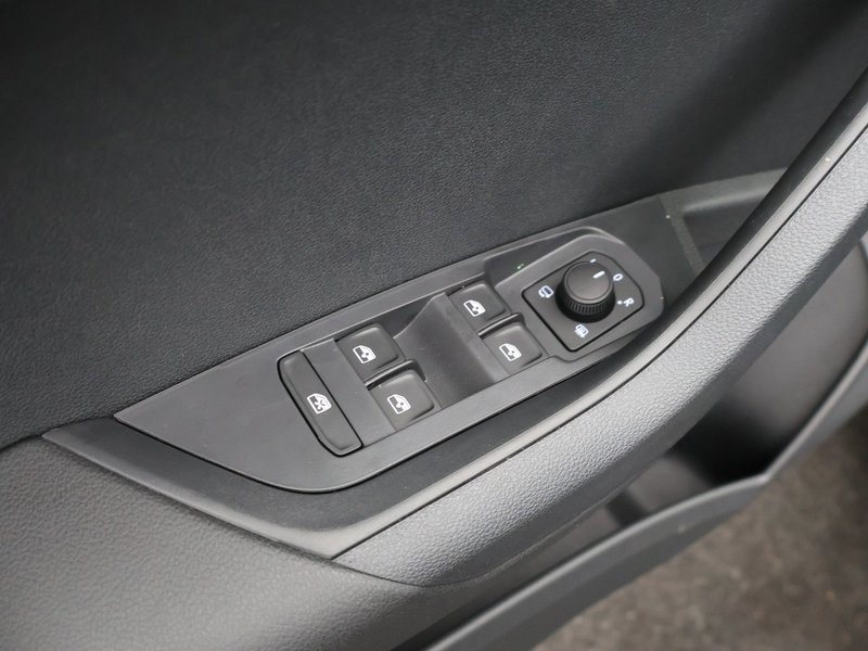Skoda Karoq Karoq Family 1.5 TSI 110kW (150pk) DSG7 / DEMO — photo 15