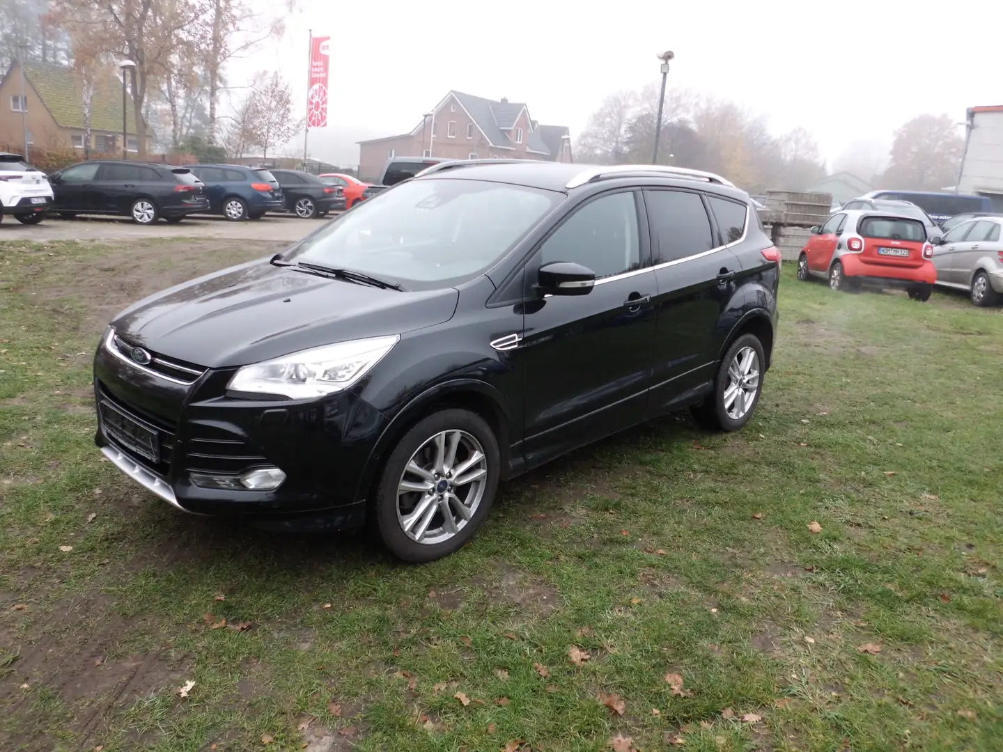 Ford Kuga Individual Schwarz - 1