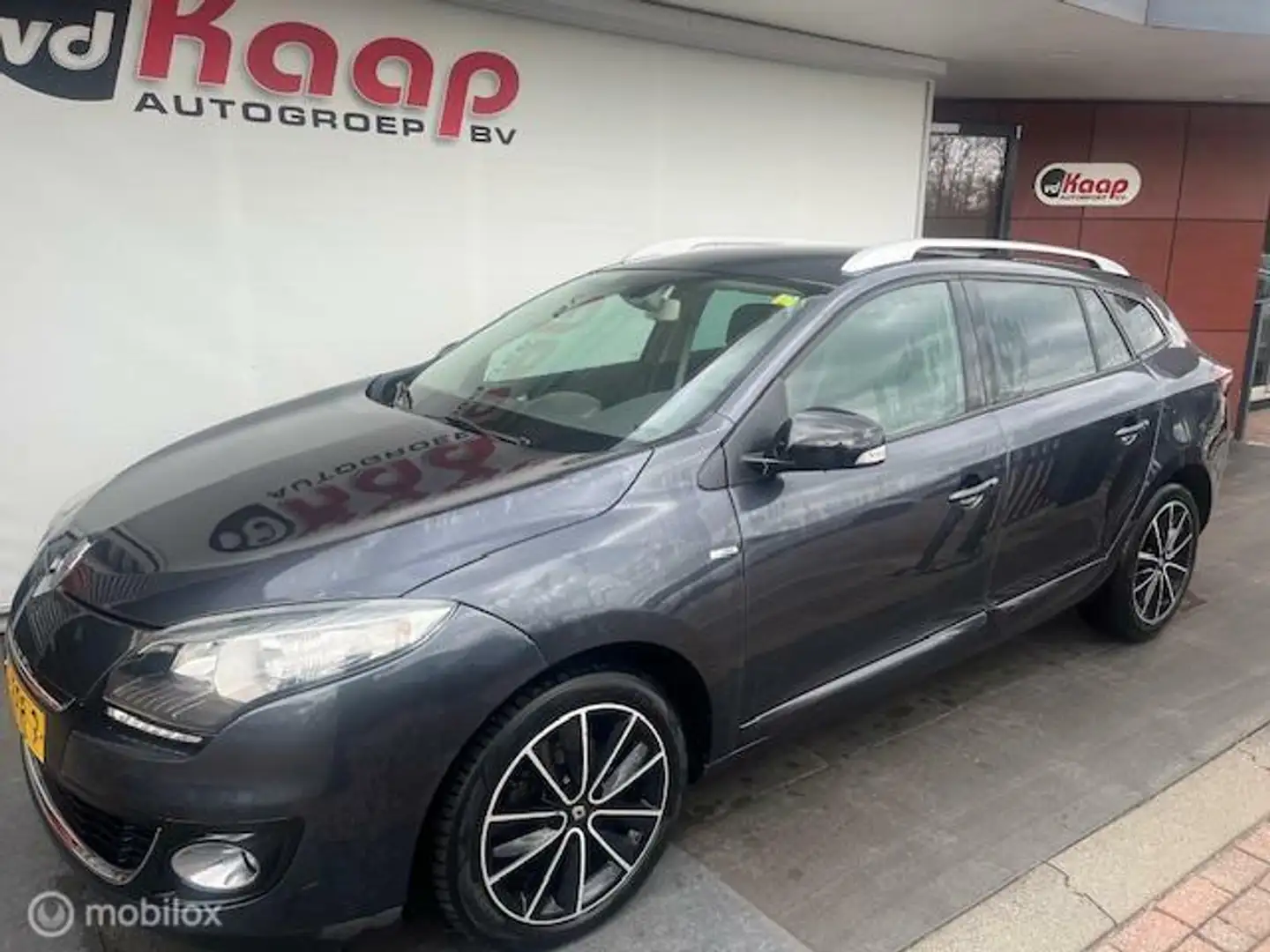 Renault Megane Estate 1.5 dCi bose Grijs - 1