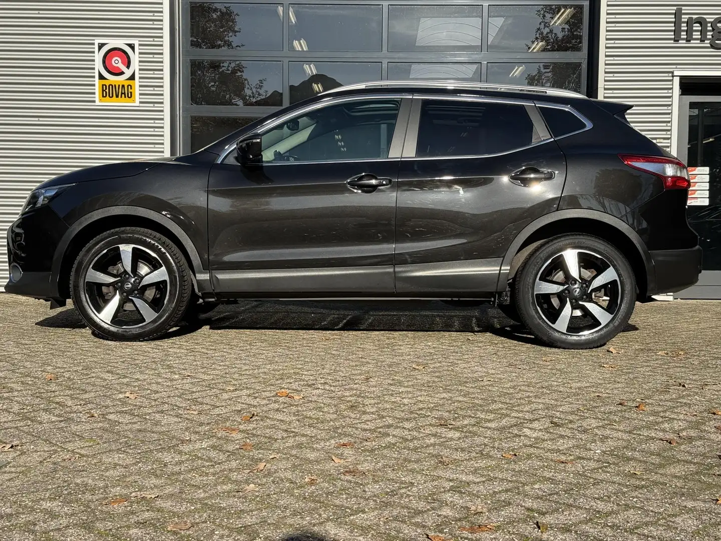 Nissan Qashqai 1.2 N-Connecta l DAB l Camera l Automaat Noir - 2