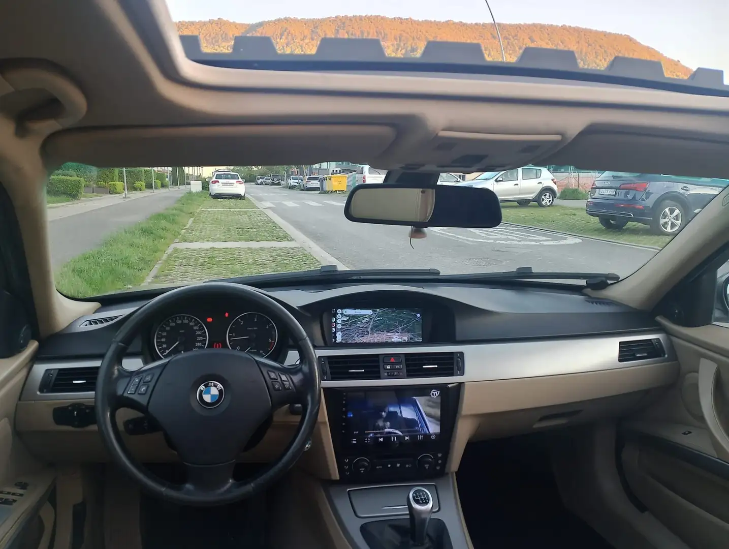 BMW 320 320d Touring - 2