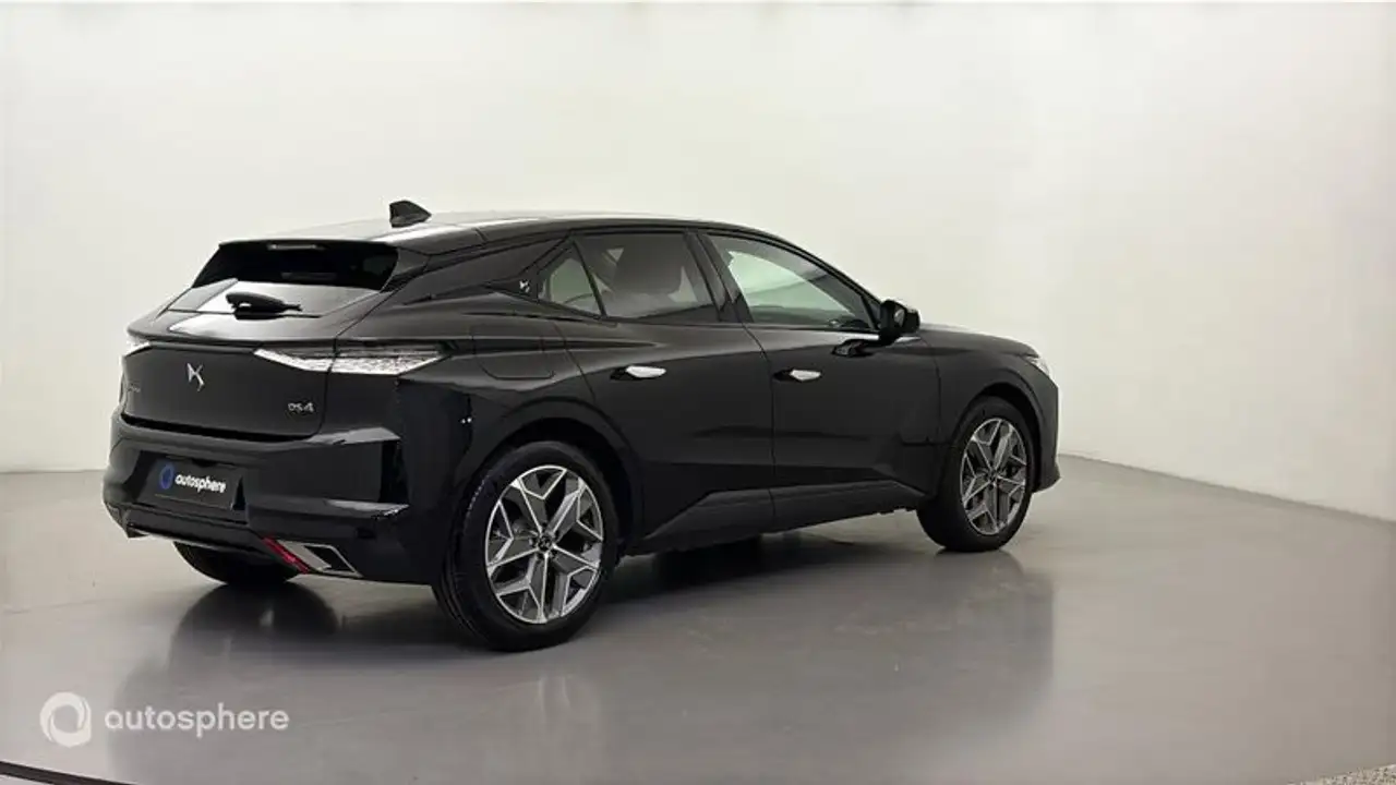 DS Automobiles DS 4 2023
